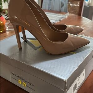Jessica Simpson Nude Patent Heels